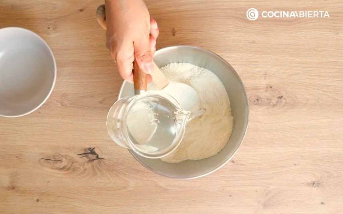 Mezcla los ingredientes