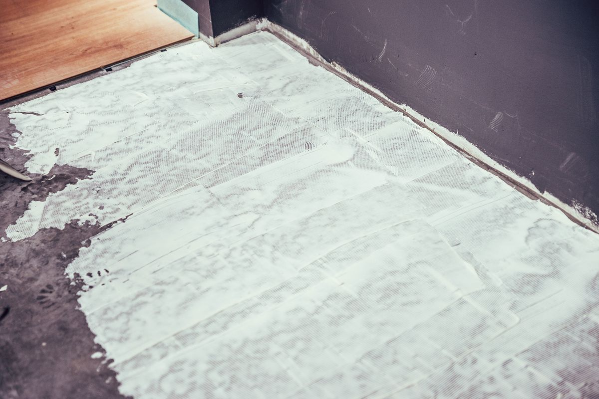 Cómo colocar una moqueta paso 6