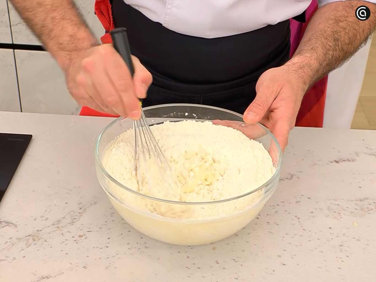 Mezcla los ingredientes