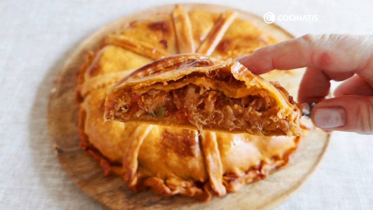Empanada gallega de atún