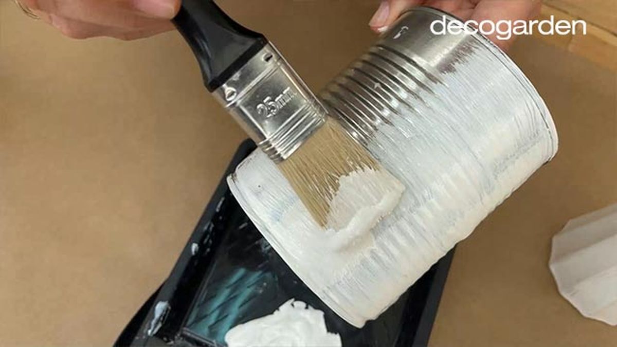 pintar jarrones con bicarbonato paso 3