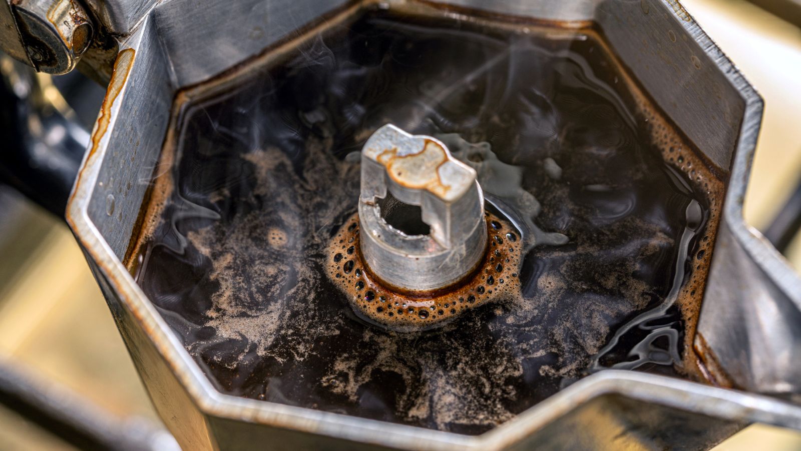 Cómo hacer café en cafetera italiana