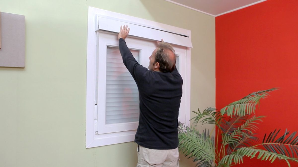 Aislar la caja de persiana paso 5