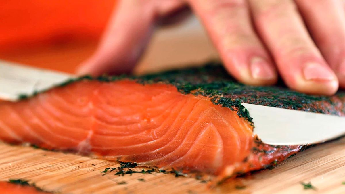 Salmón marinado  paso 6