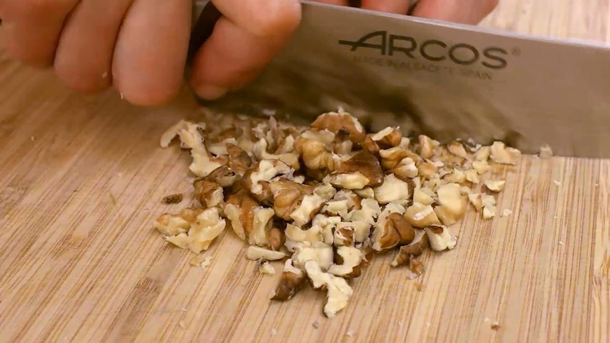 Cómo hacer salsa bagna cauda  paso 2