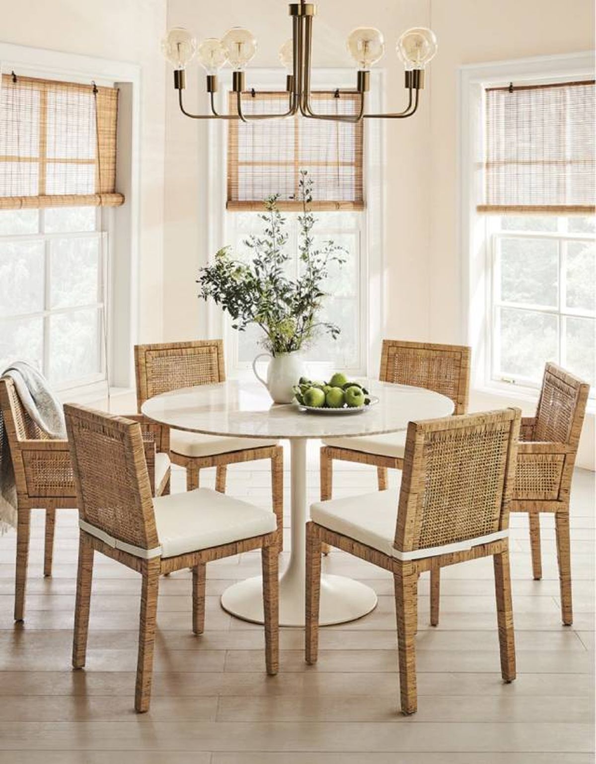 Claves para escoger la mesa de comedor perfecta para tu hogar 10