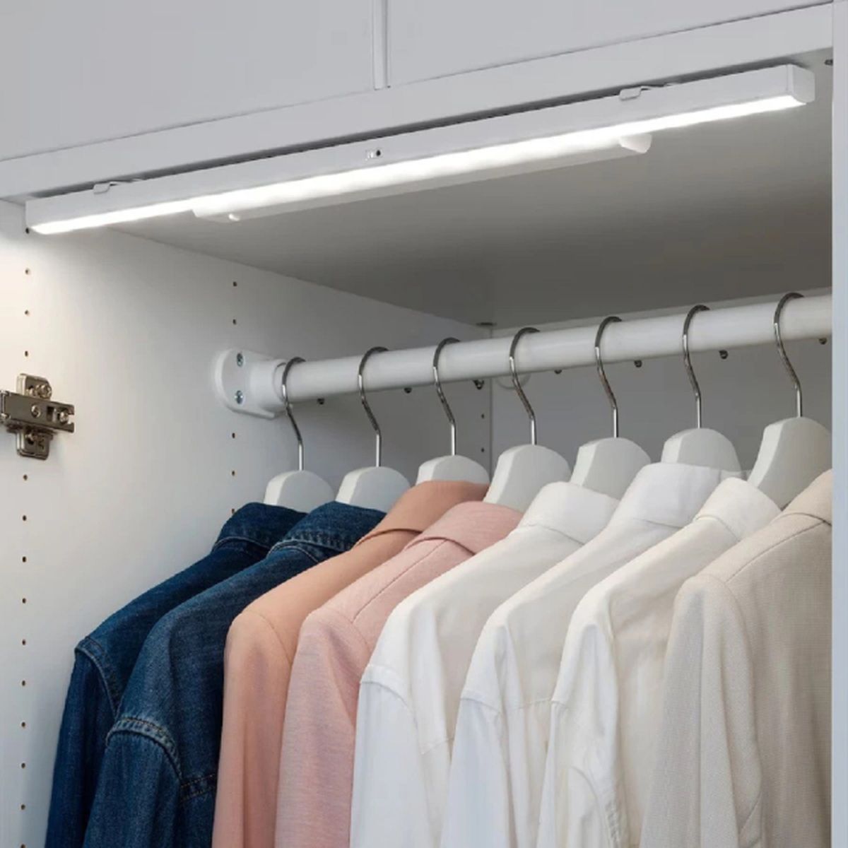 Cómo organizar los armarios de los dormitorios consejos que nunca fallan 12