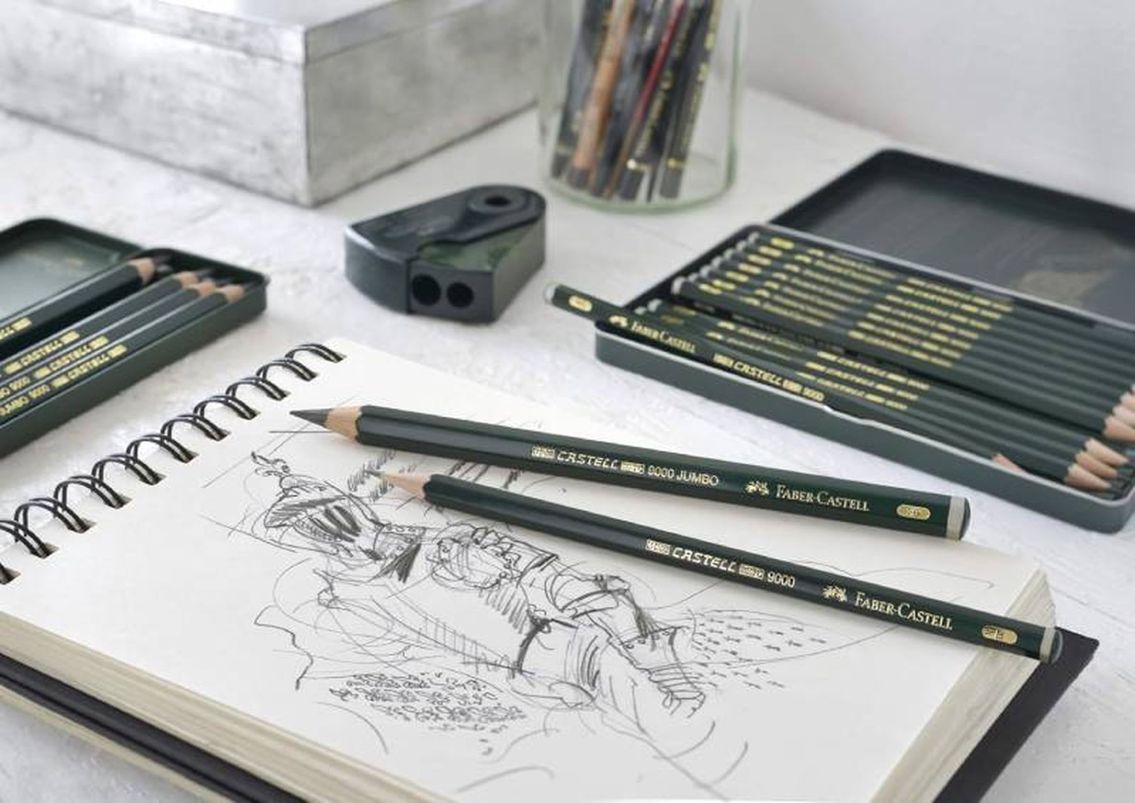 Lápices de dibujo y boceto. Lápices de dibujo y boceto.