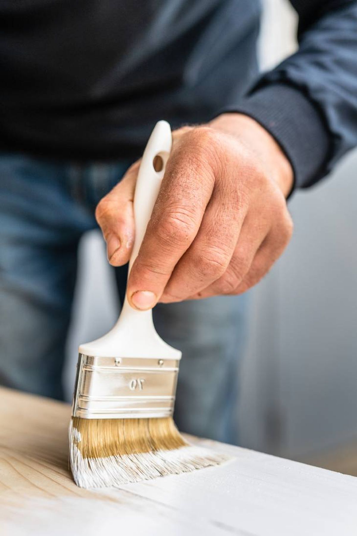 pintar mueble madera