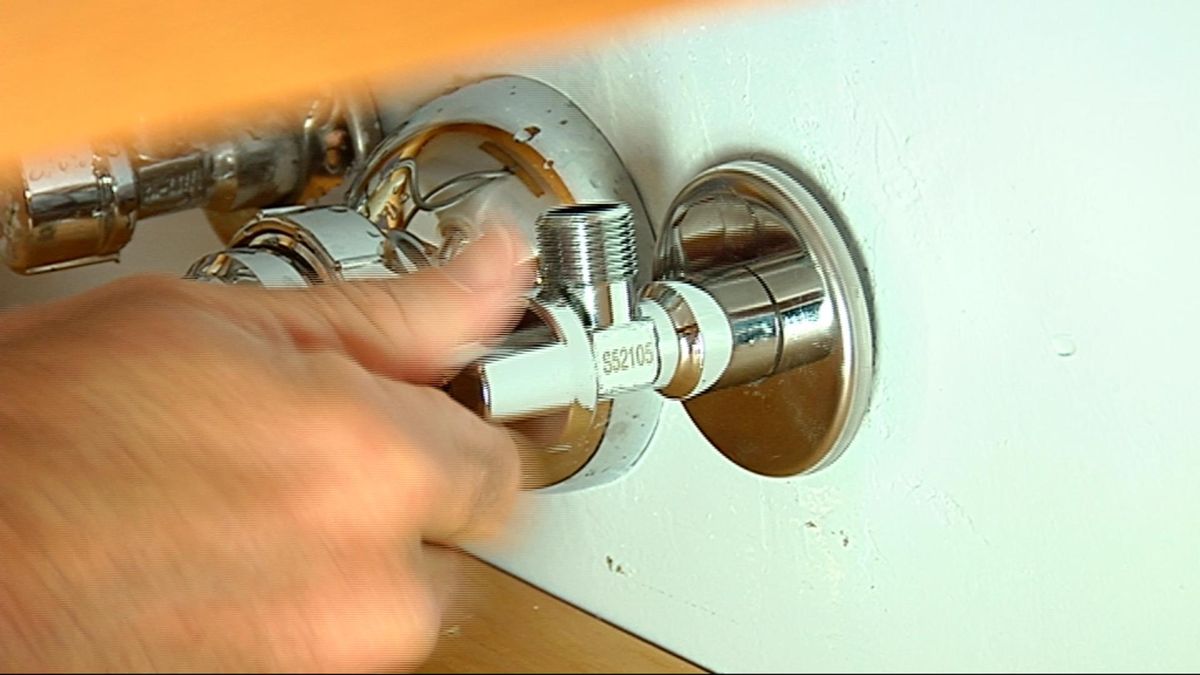 Cambiar tomas de agua paso 6