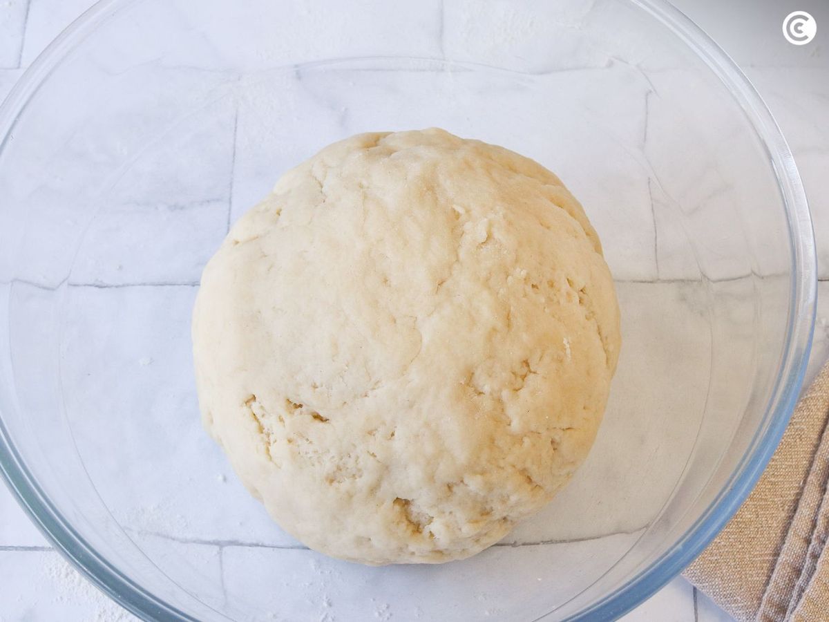 Dejar reposar la masa de los casadielles