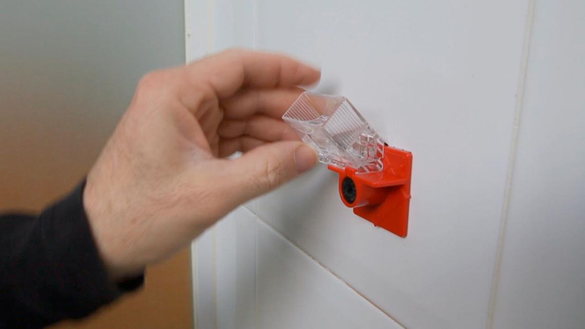 Cómo perforar materiales duros paso 8