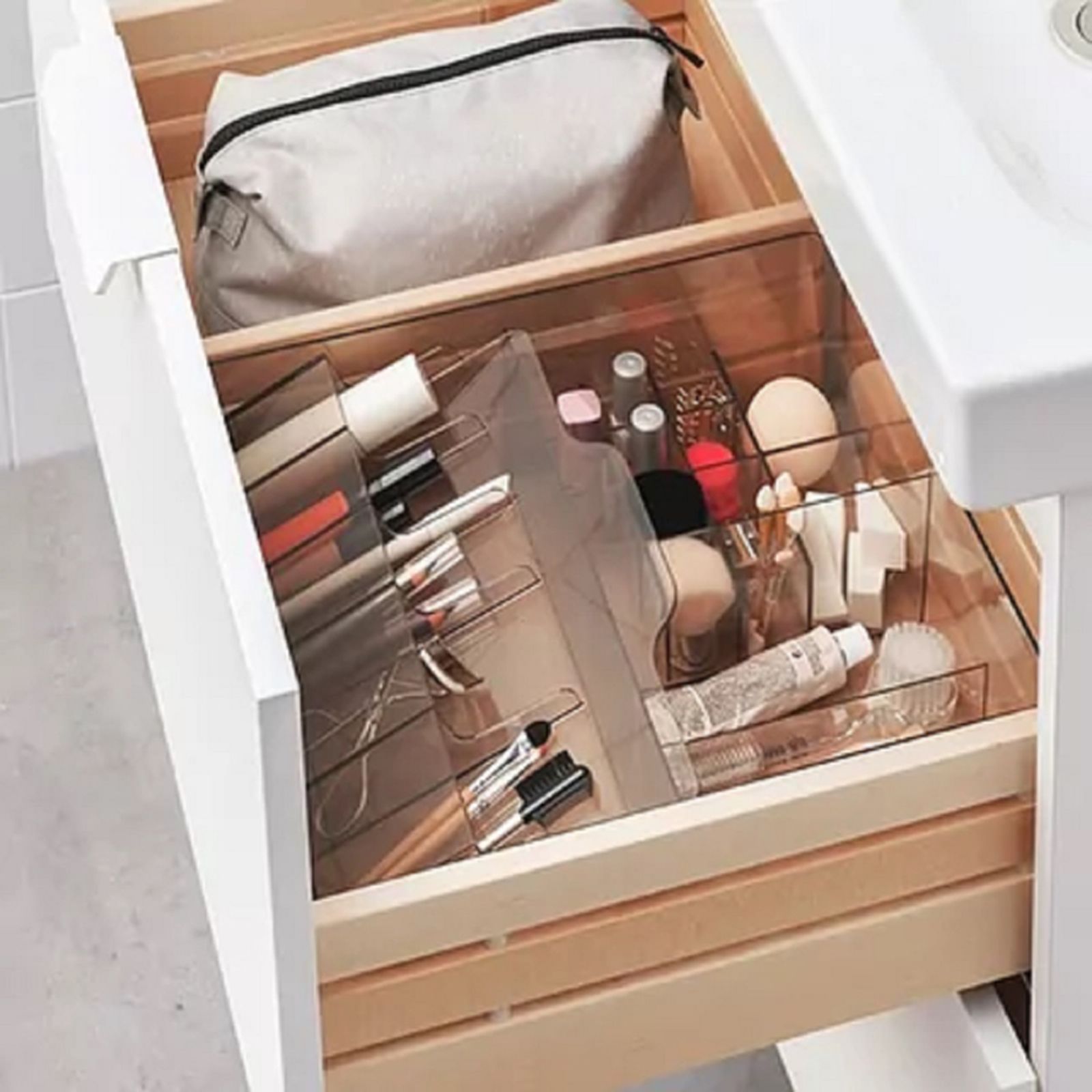 Baños pequeños con ducha las claves para decorarlos y aprovechar el espacio 8 Baños pequeños con ducha las claves para decorarlos y aprovechar el espacio 8