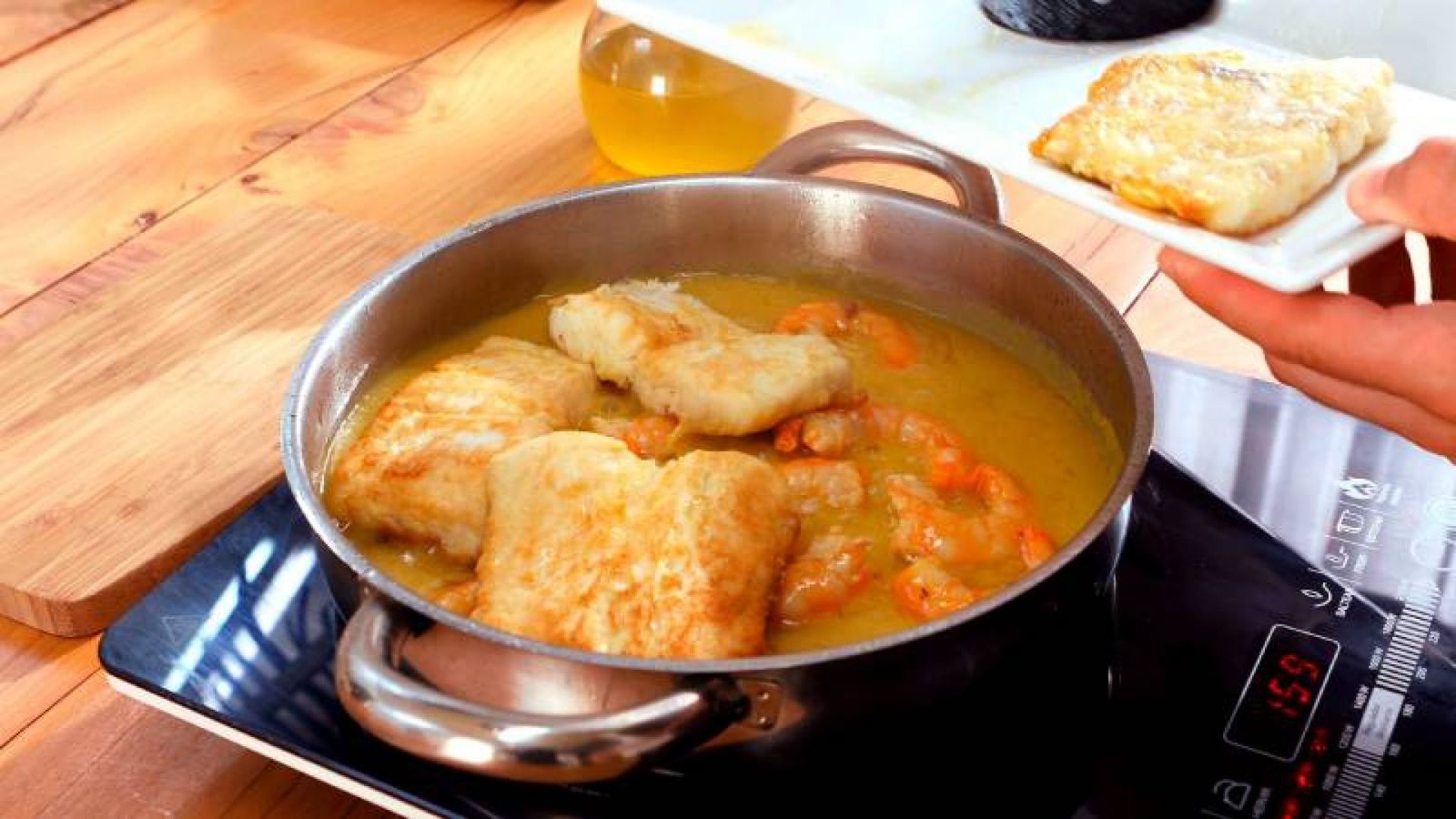 Merluza con salsa de naranja Paso 4 Merluza con salsa de naranja Paso 4