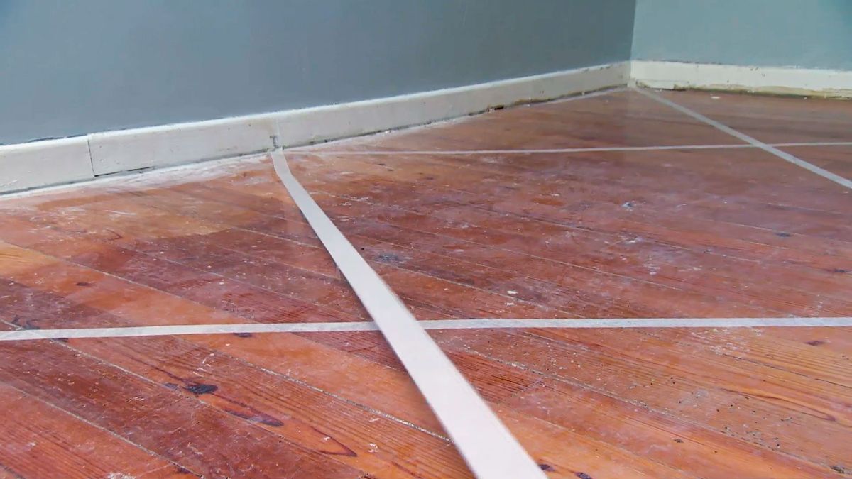 DEKO673 pintar suelo madera diseno rombos paso2