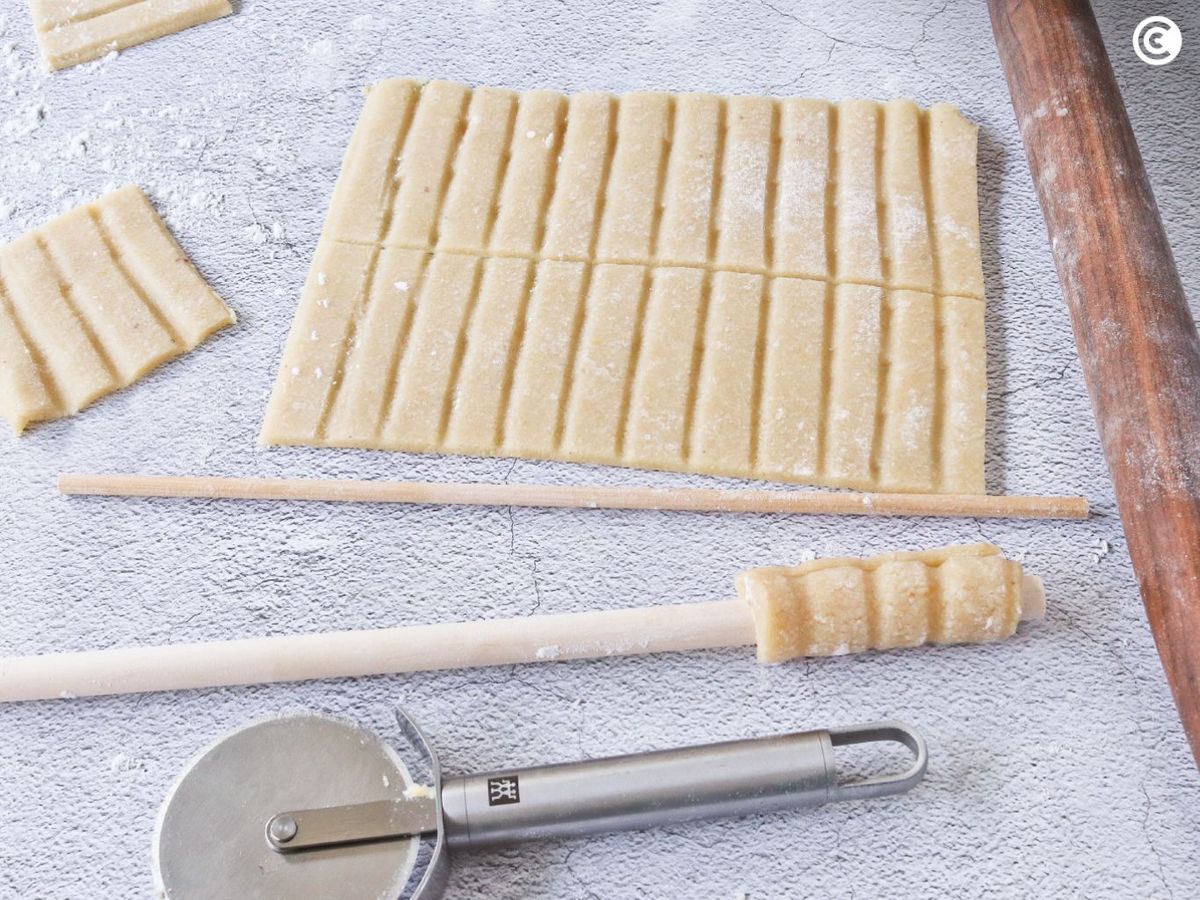 Dar forma a los huesos de santo