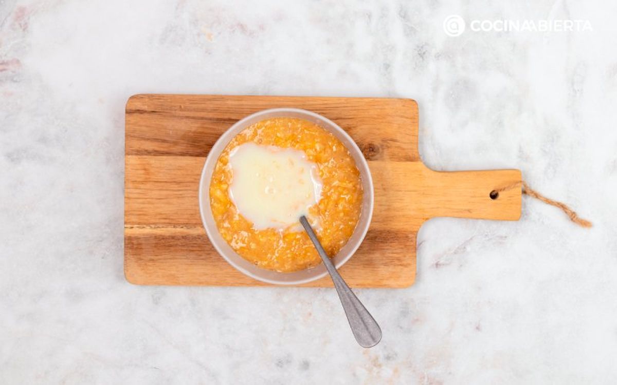 Incorpora leche condensada