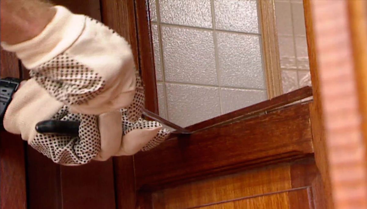 Cambiar el cristal roto de una ventana 1