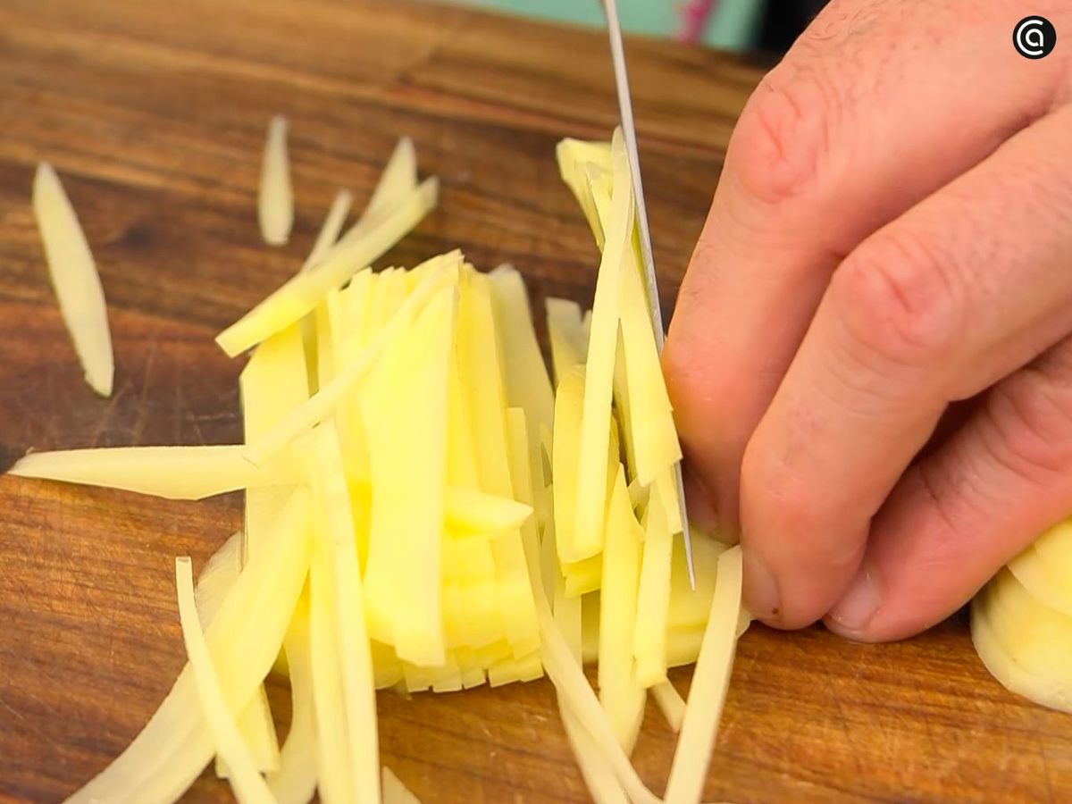 Corta en tiras finas