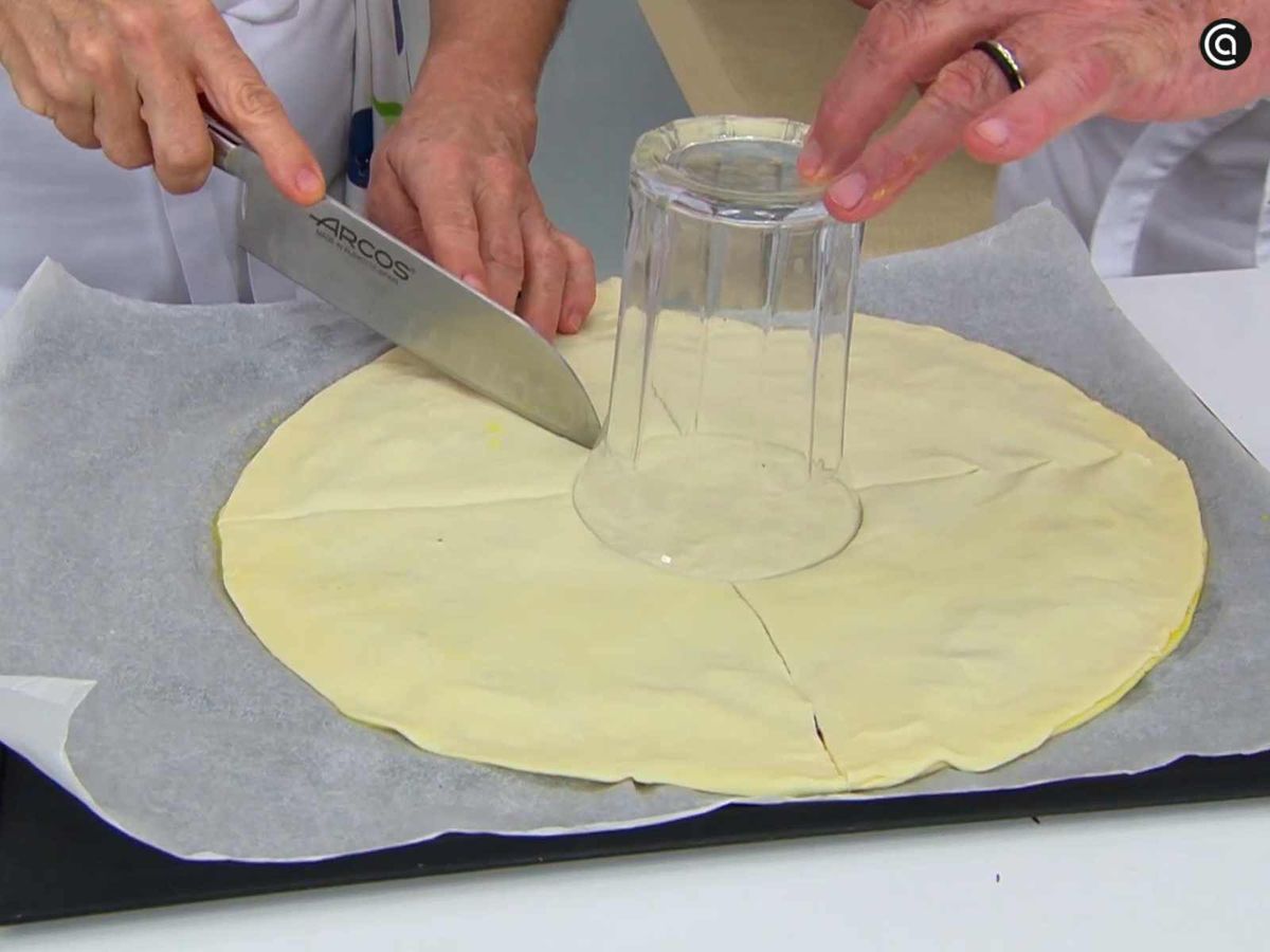 Estrella de hojaldre con chocolate - Paso 4