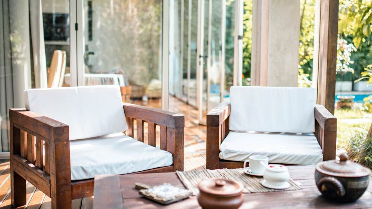 Los muebles muebles de madera aportan mucha calidez. 