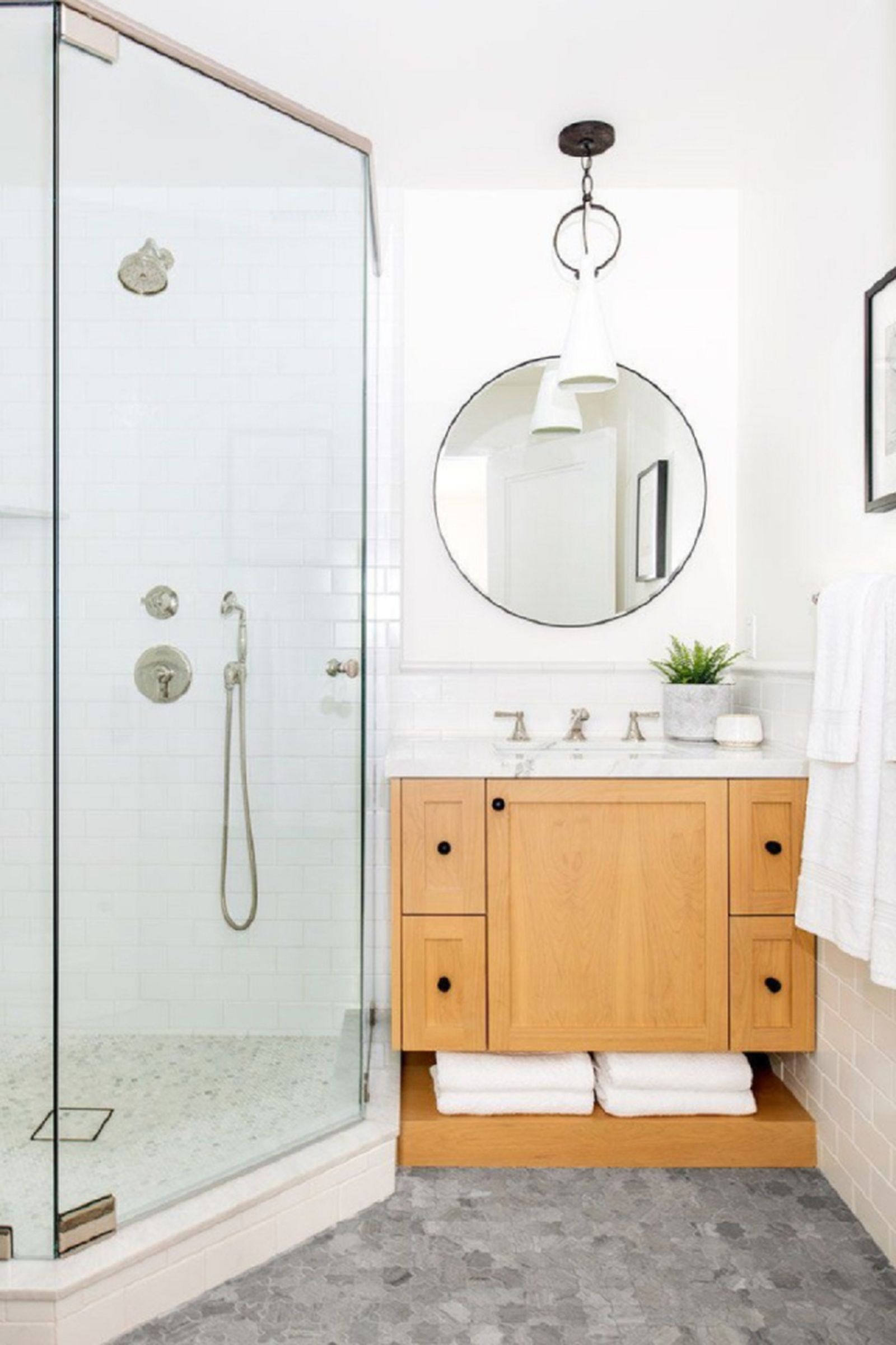 Baños pequeños con ducha las claves para decorarlos y aprovechar el espacio 2 Baños pequeños con ducha las claves para decorarlos y aprovechar el espacio 2
