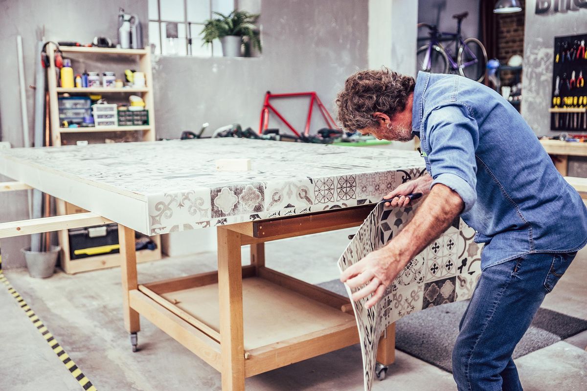 Cómo hacer un suelo elevado en el baño paso 6