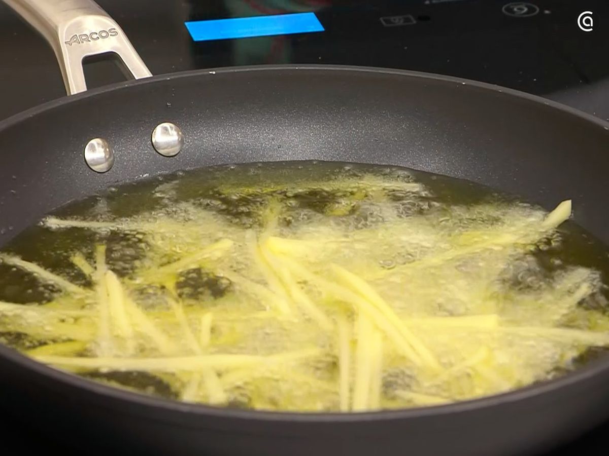 Fríe en aceite caliente