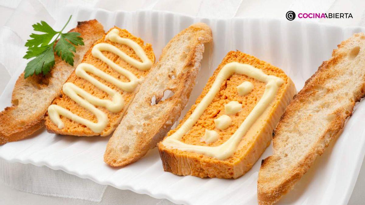 Pastel de pimientos morrones