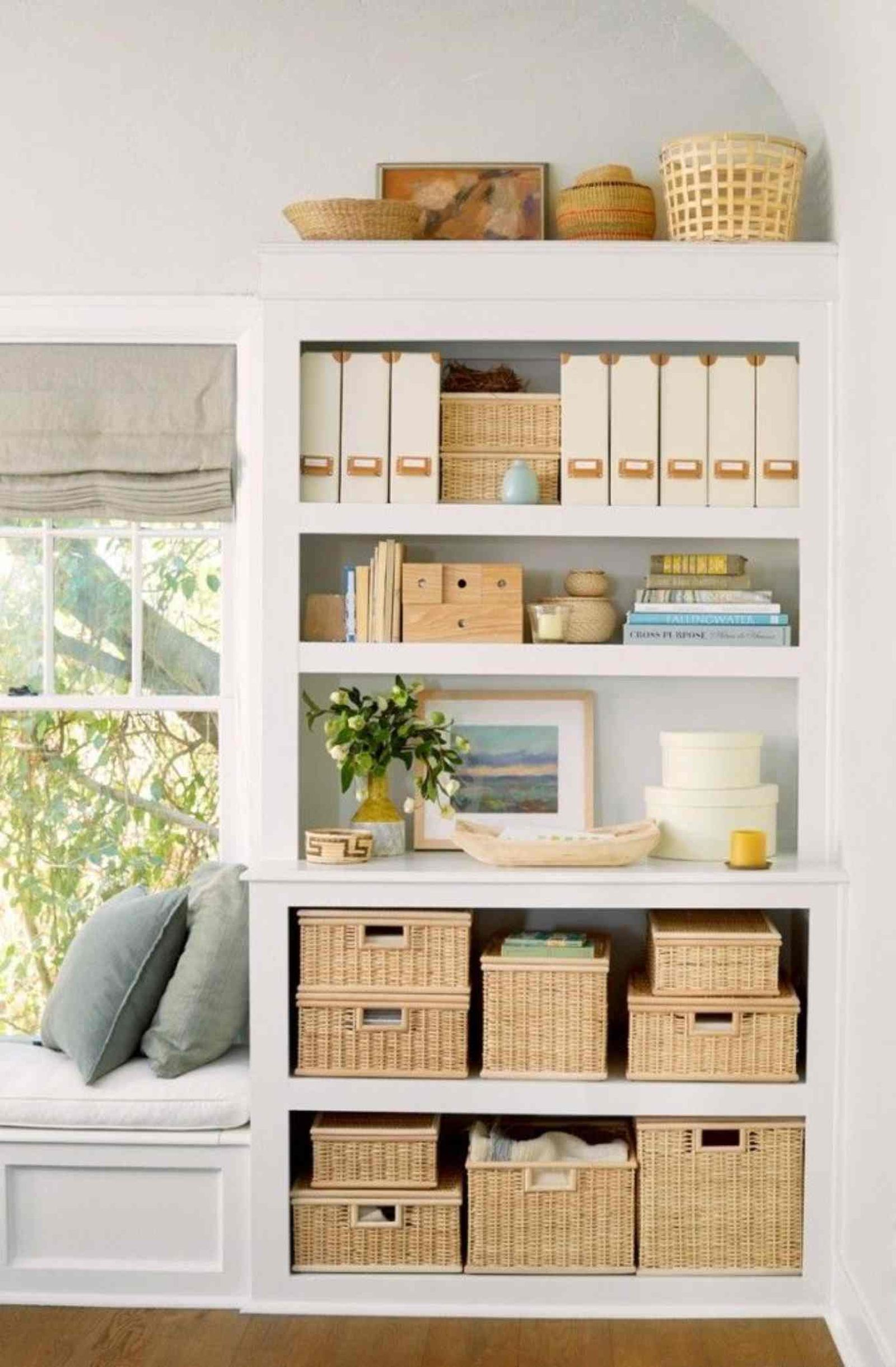 Cajas decorativas para tapar estantería.
