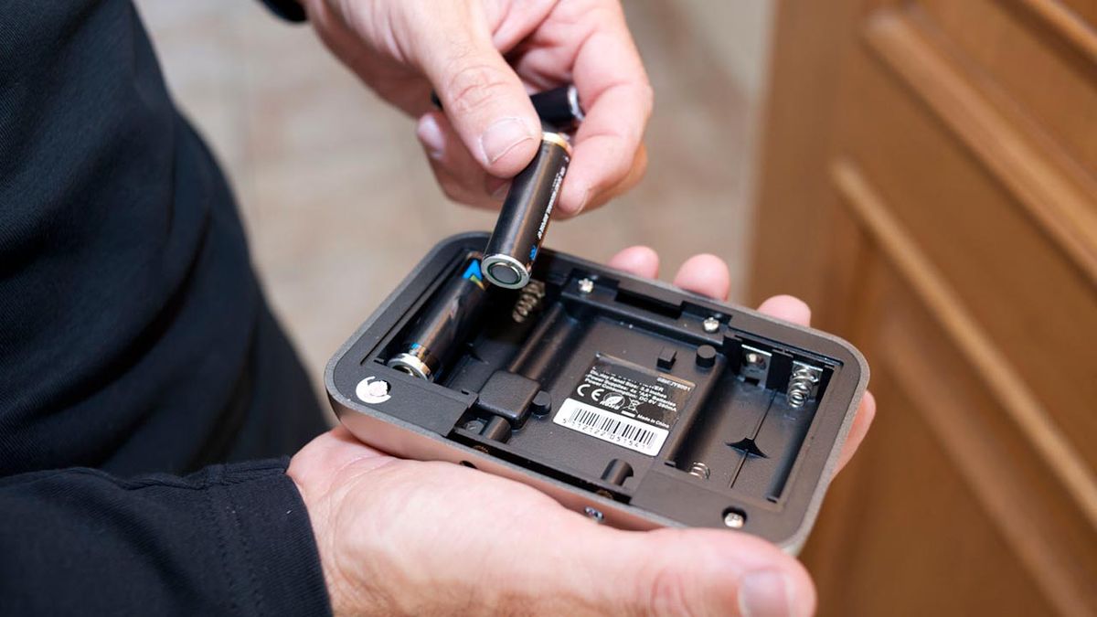 Bricomania 720 Mirilla electronica p5