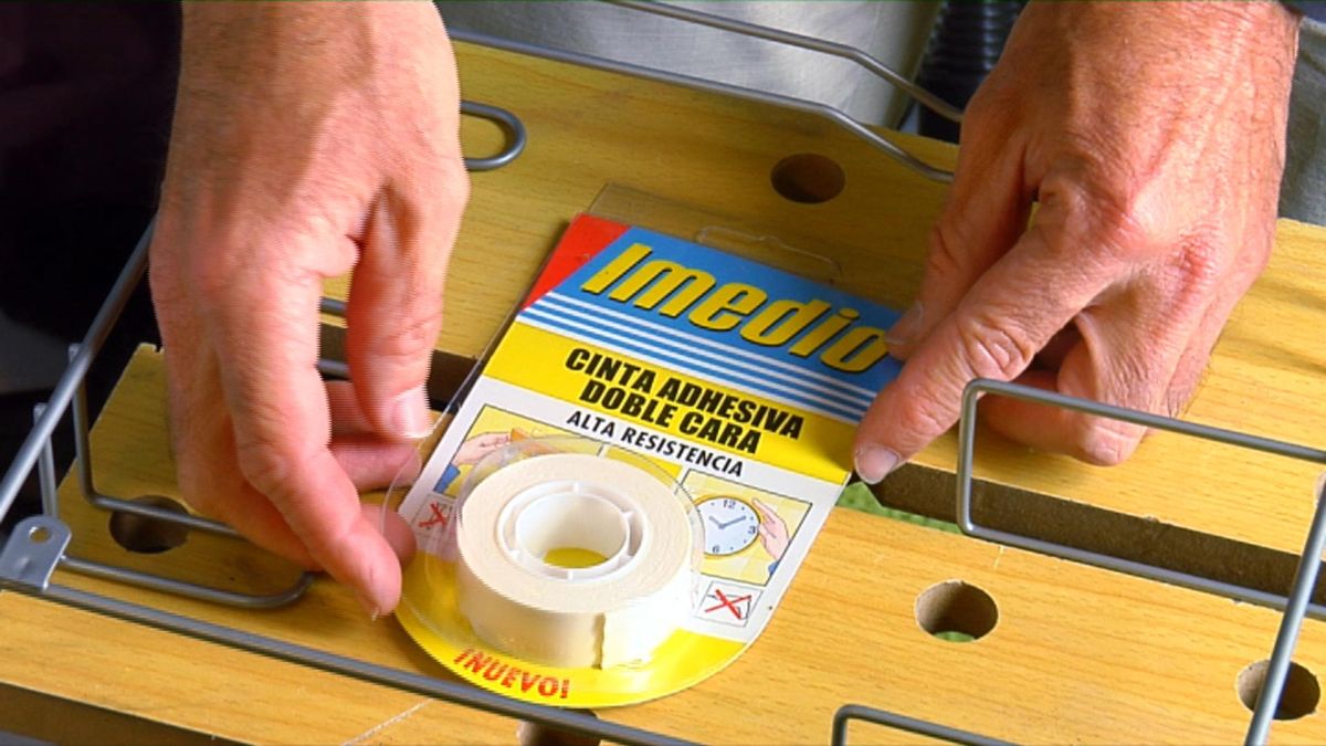 Soporte para accesorios de aspirador paso 3