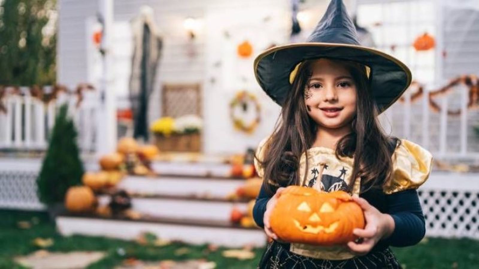 Puedes darle tu toque especial al maquillaje de bruja para Halloween