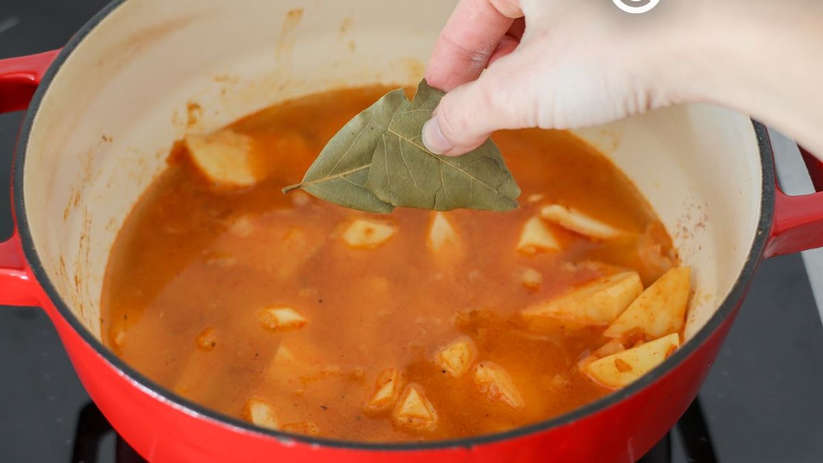 Laurel para el guiso de patatas