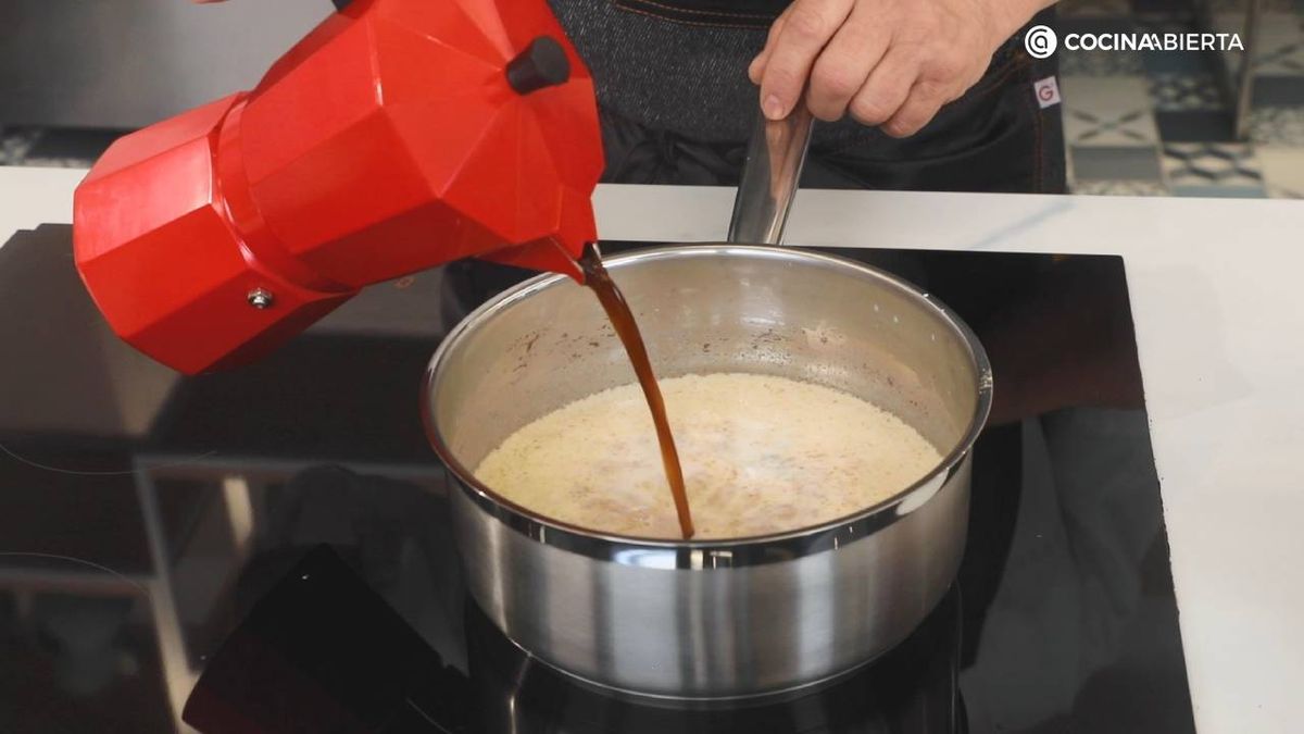 Cafes navidad pumpkin spice latte paso 2