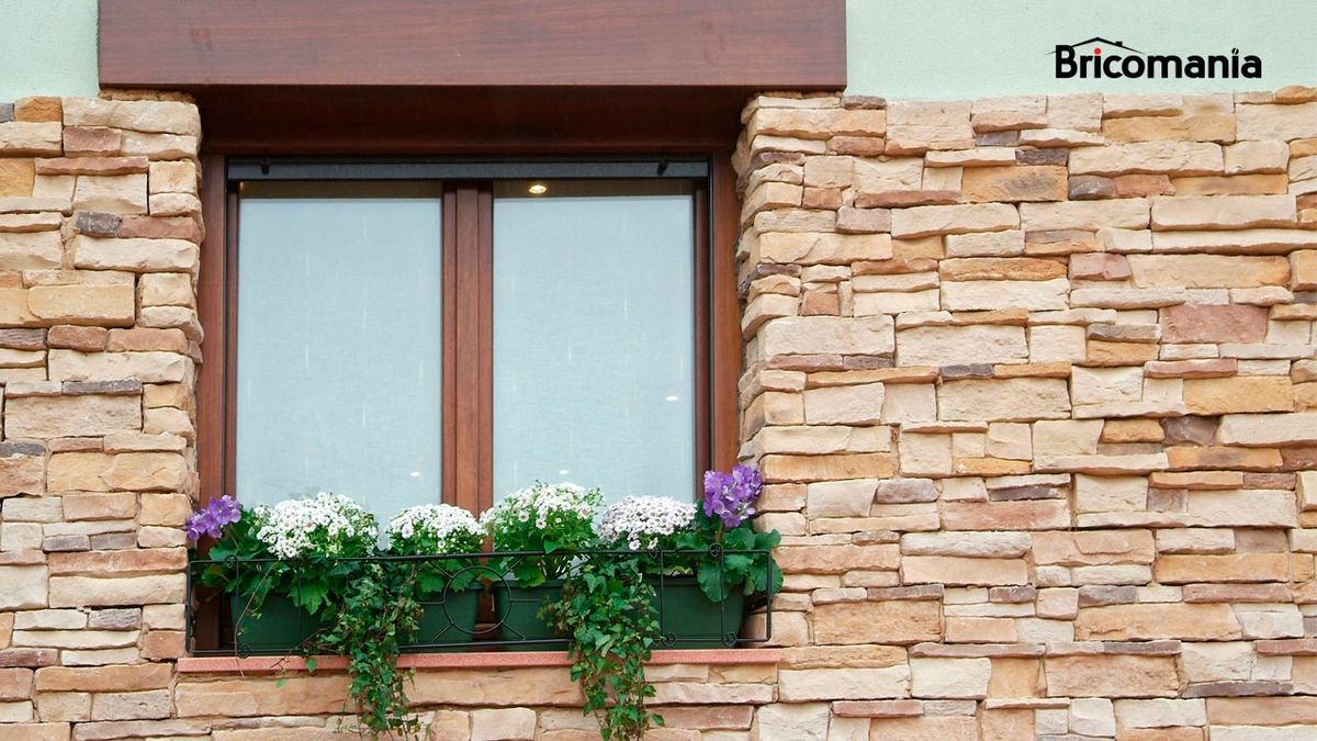 Sujeción para jardineras en ventana