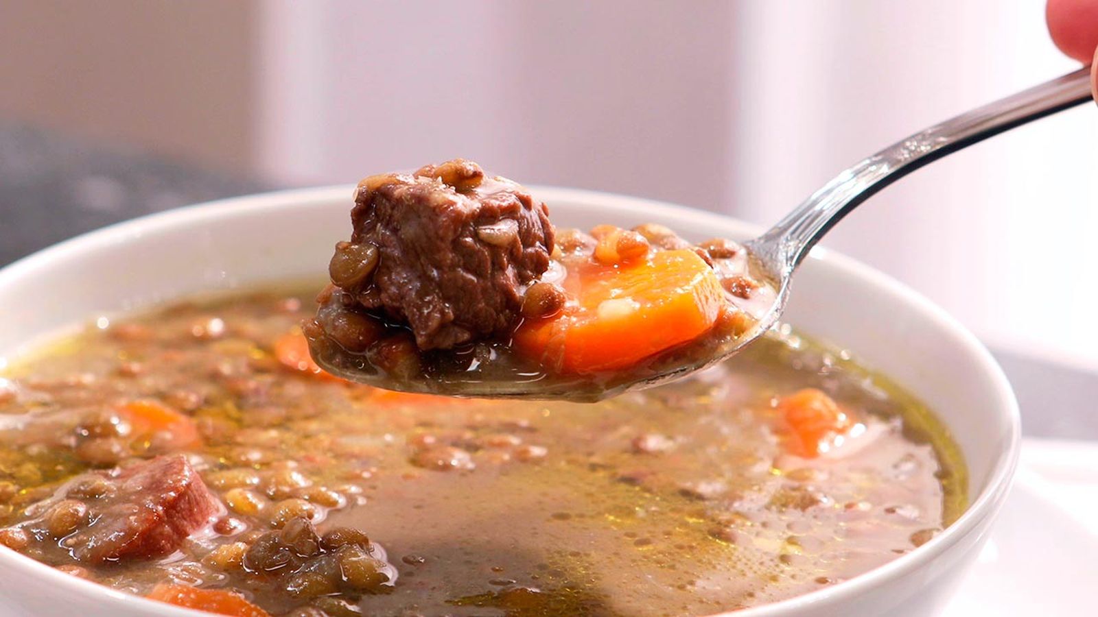 Platos de cuchara de toda la vida lentejas estofadas Platos de cuchara de toda la vida lentejas estofadas
