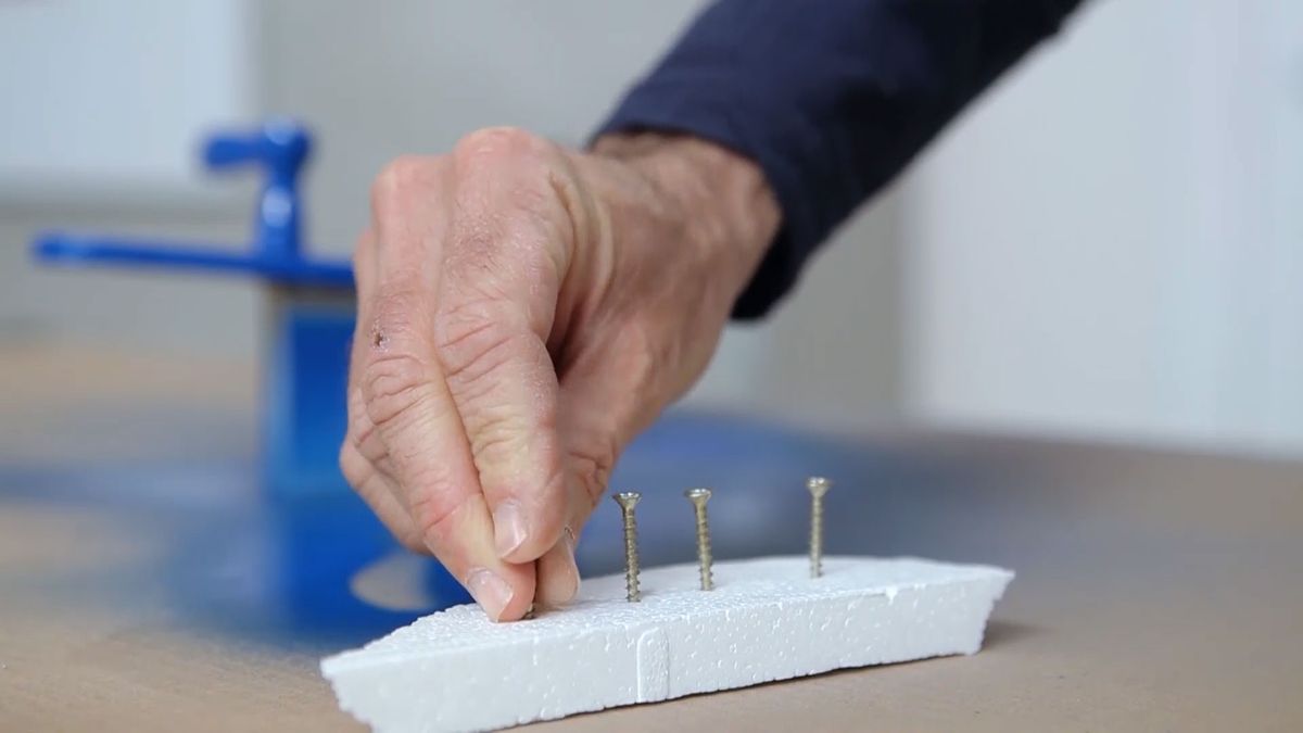 brico 950 pintar manilla puerta paso4