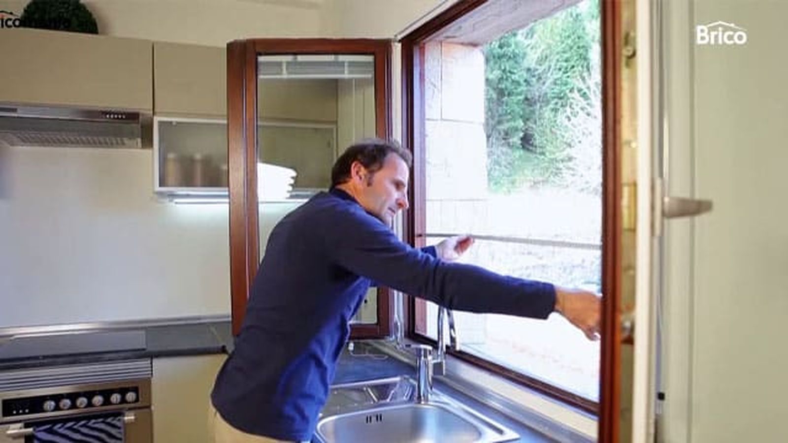 BRIC0951NV18 mosquitera ventana paso1 BRIC0951NV18 mosquitera ventana paso1