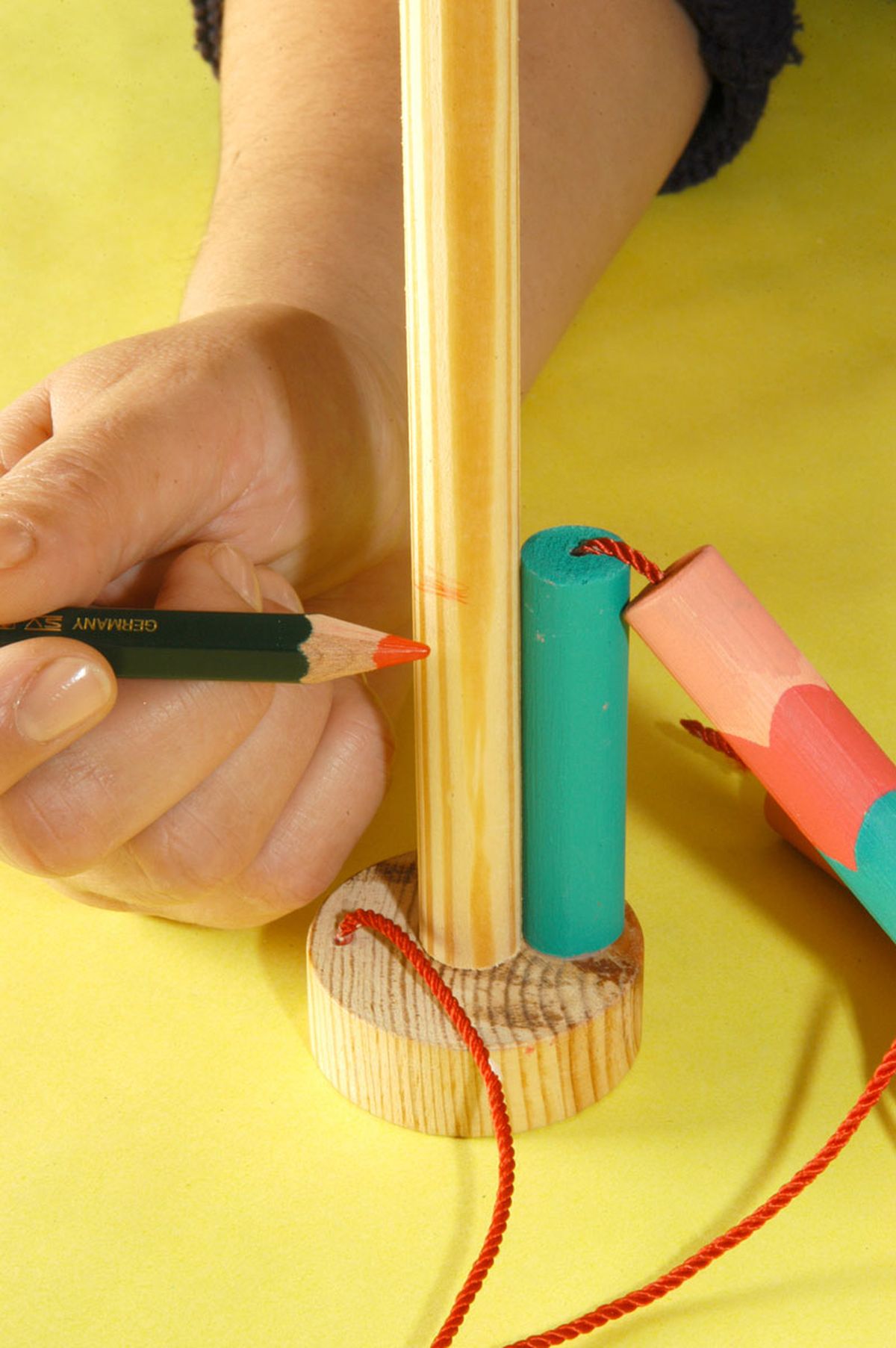 Arreglar juguetes de madera paso 1