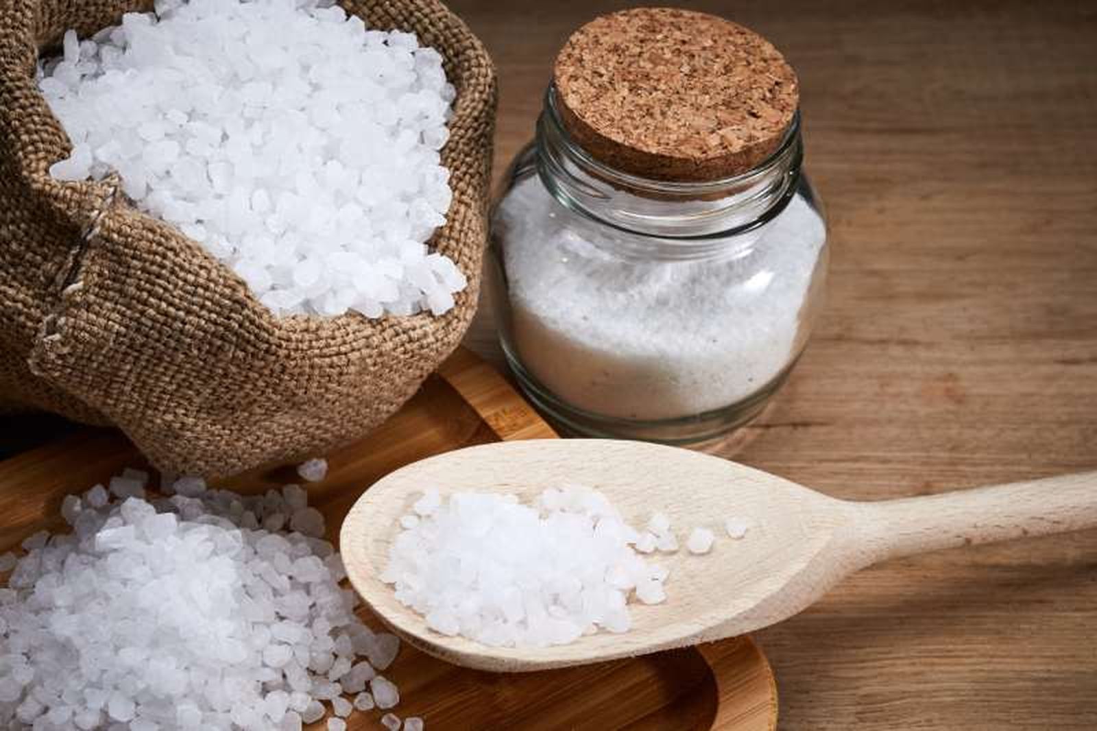 La sal es un potente producto de limpieza natural La sal es un potente producto de limpieza natural