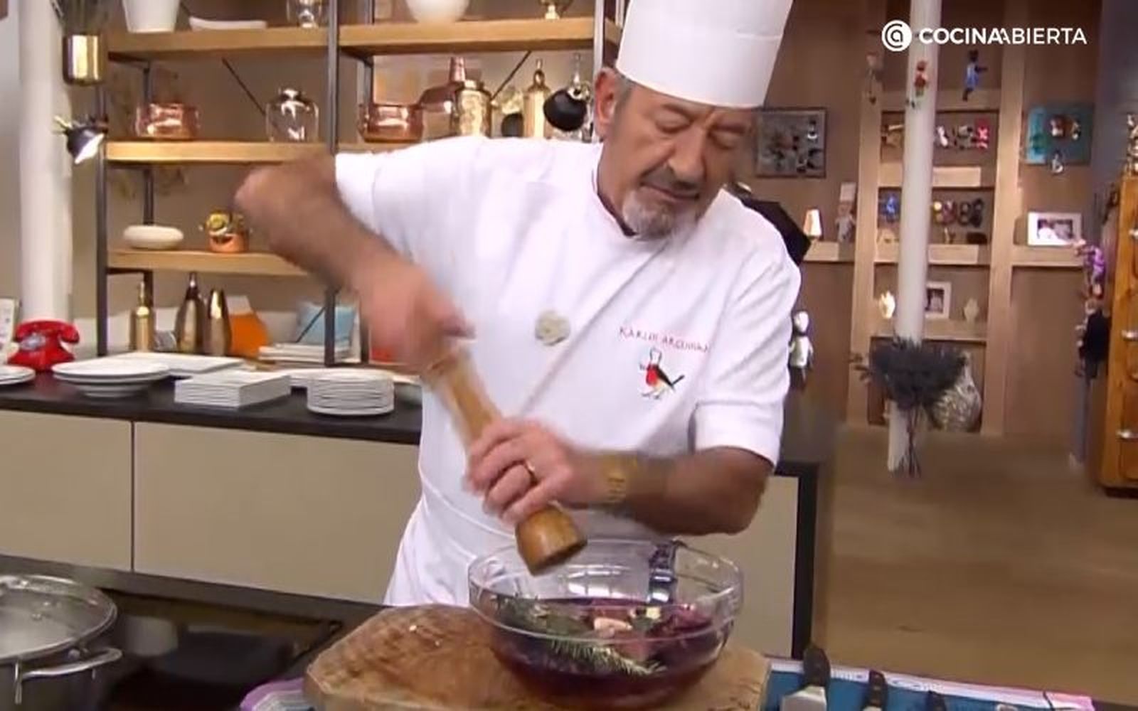 La maceración de la carne de jabalí es fundamental para conseguir un estofado perfecto La maceración de la carne de jabalí es fundamental para conseguir un estofado perfecto