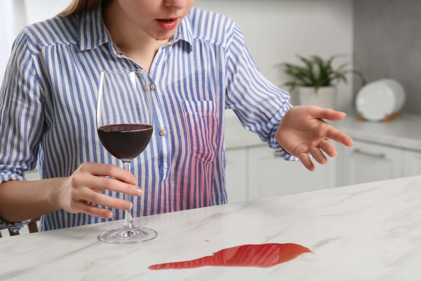 Mancha de vino en camisa