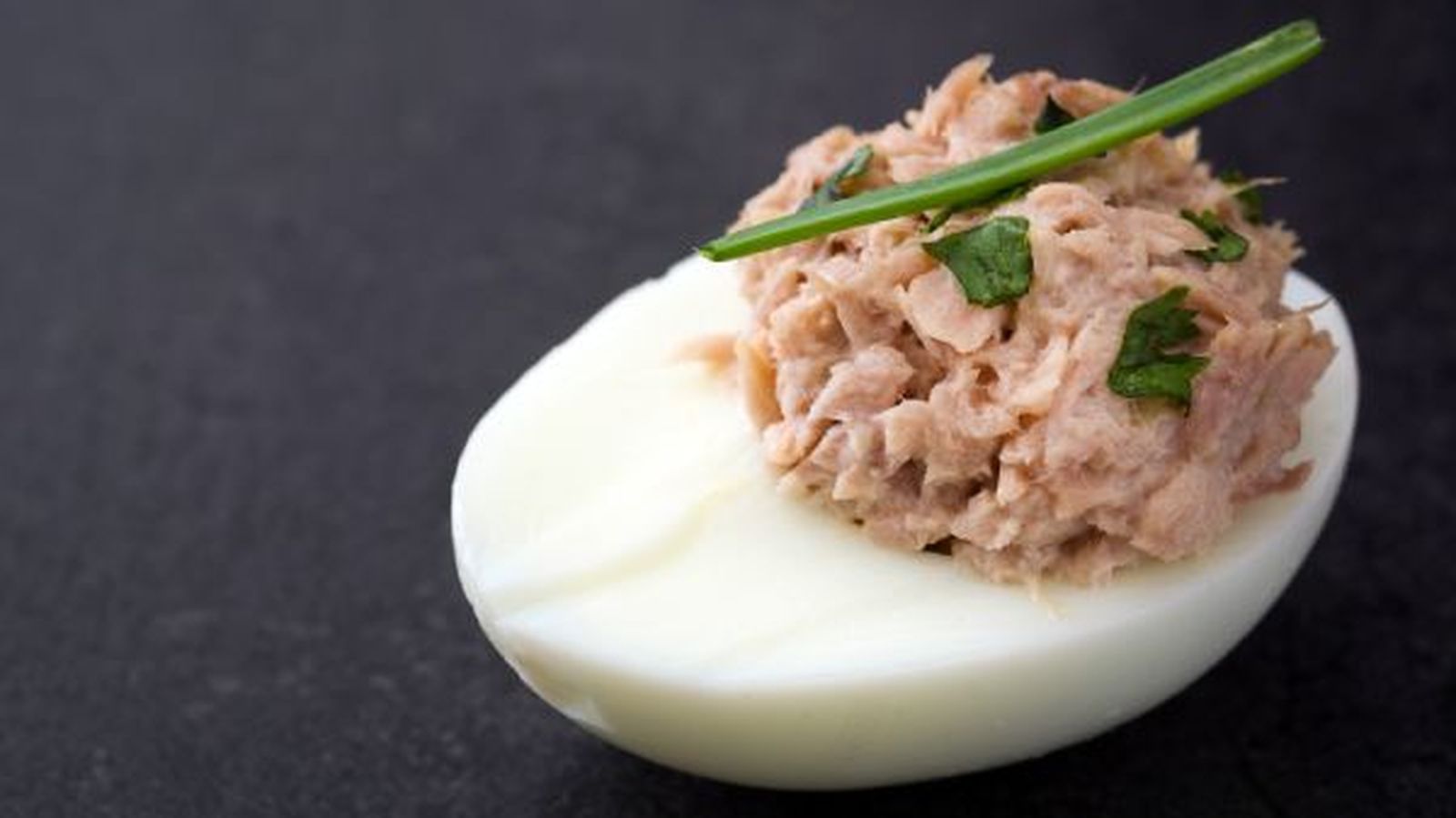 cenas con huevo huevos rellenos atun cenas con huevo huevos rellenos atun