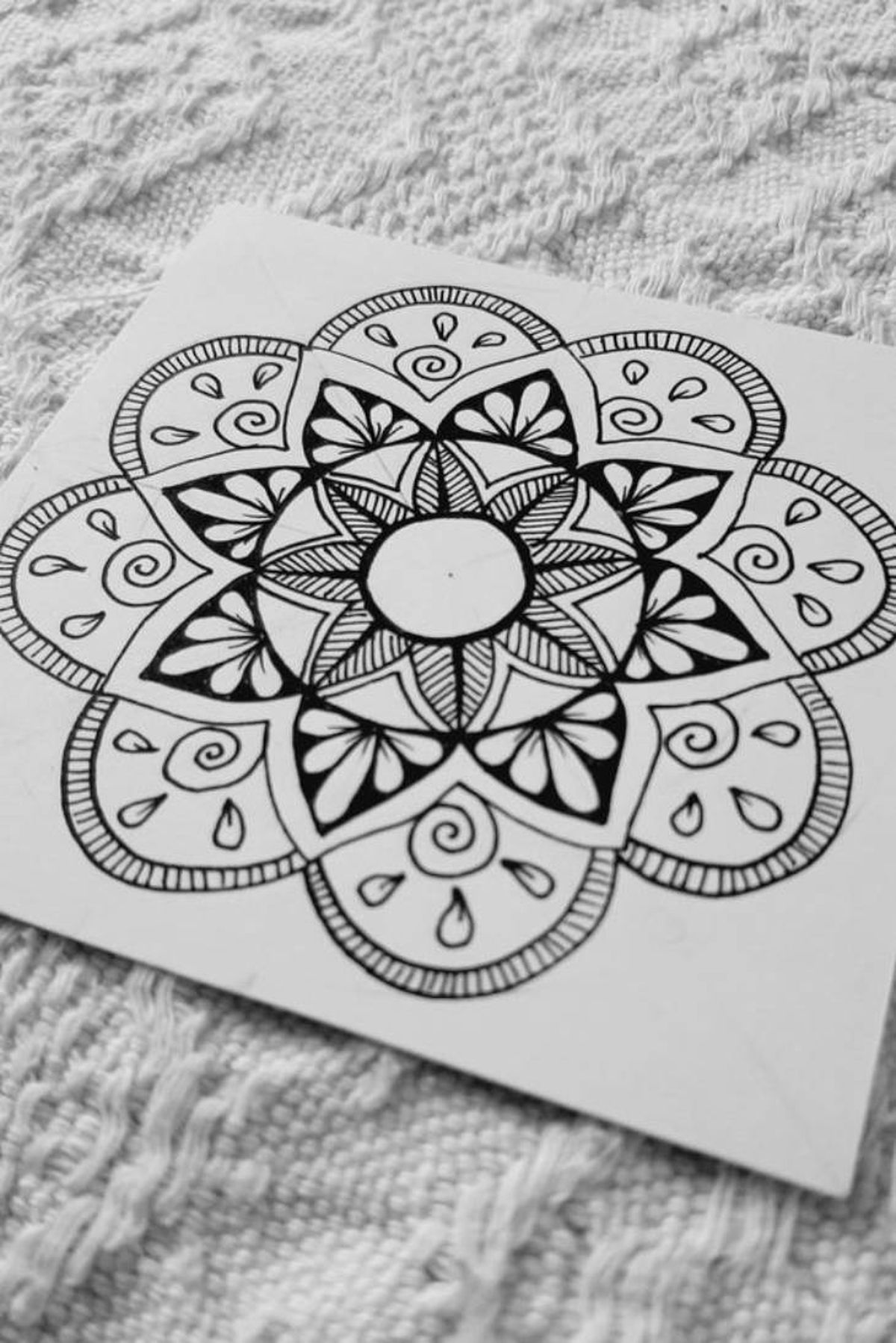 dibujo mandala hecho a mano 2 pinterest Reni Ibarreche