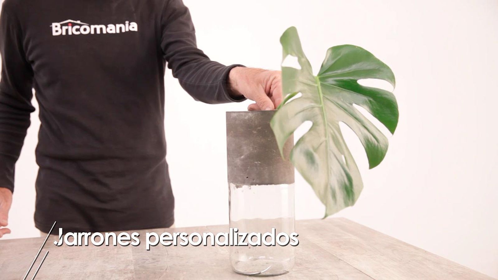 Hacer un jarrón con un tarro de cristal y hormigón paso 7 Hacer un jarrón con un tarro de cristal y hormigón paso 7