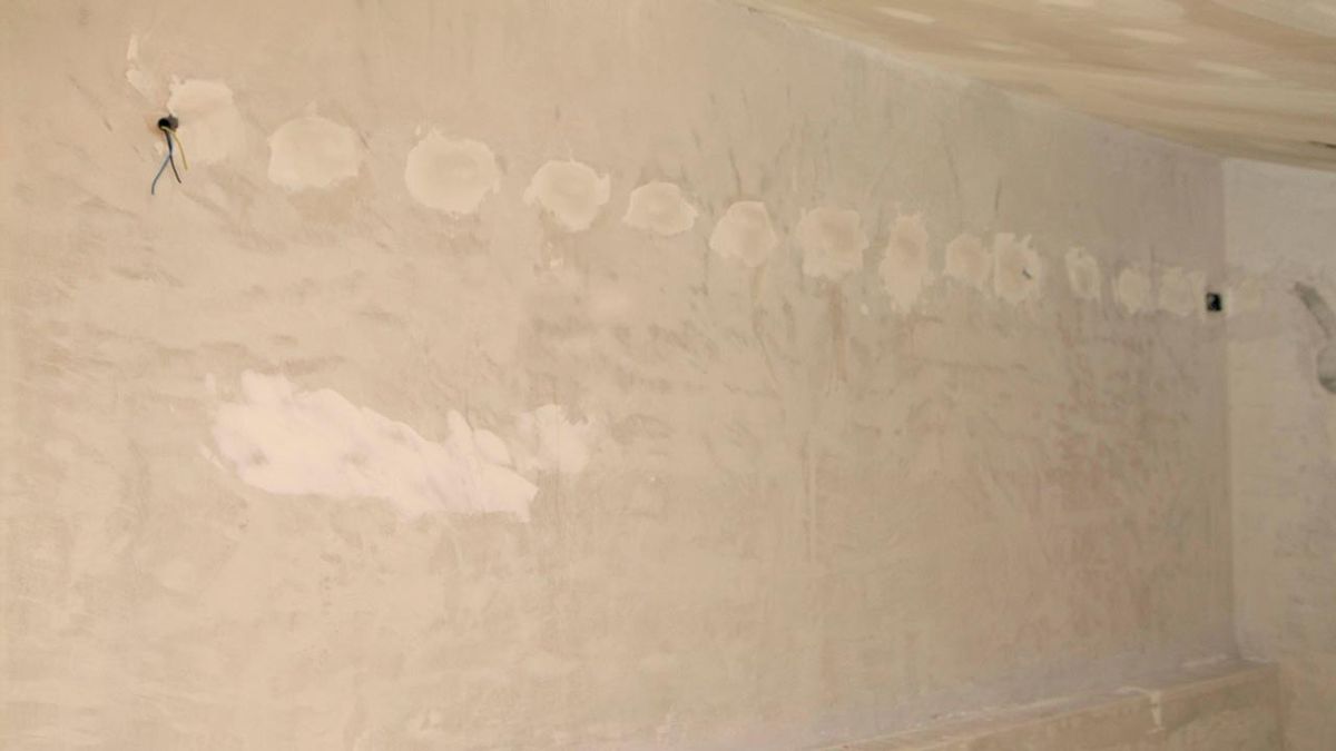 Cubrir rozas en pared paso 5