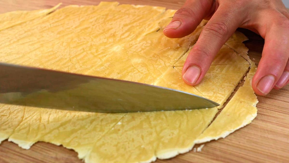 Receta de totopos caseros con guacamole  paso 5