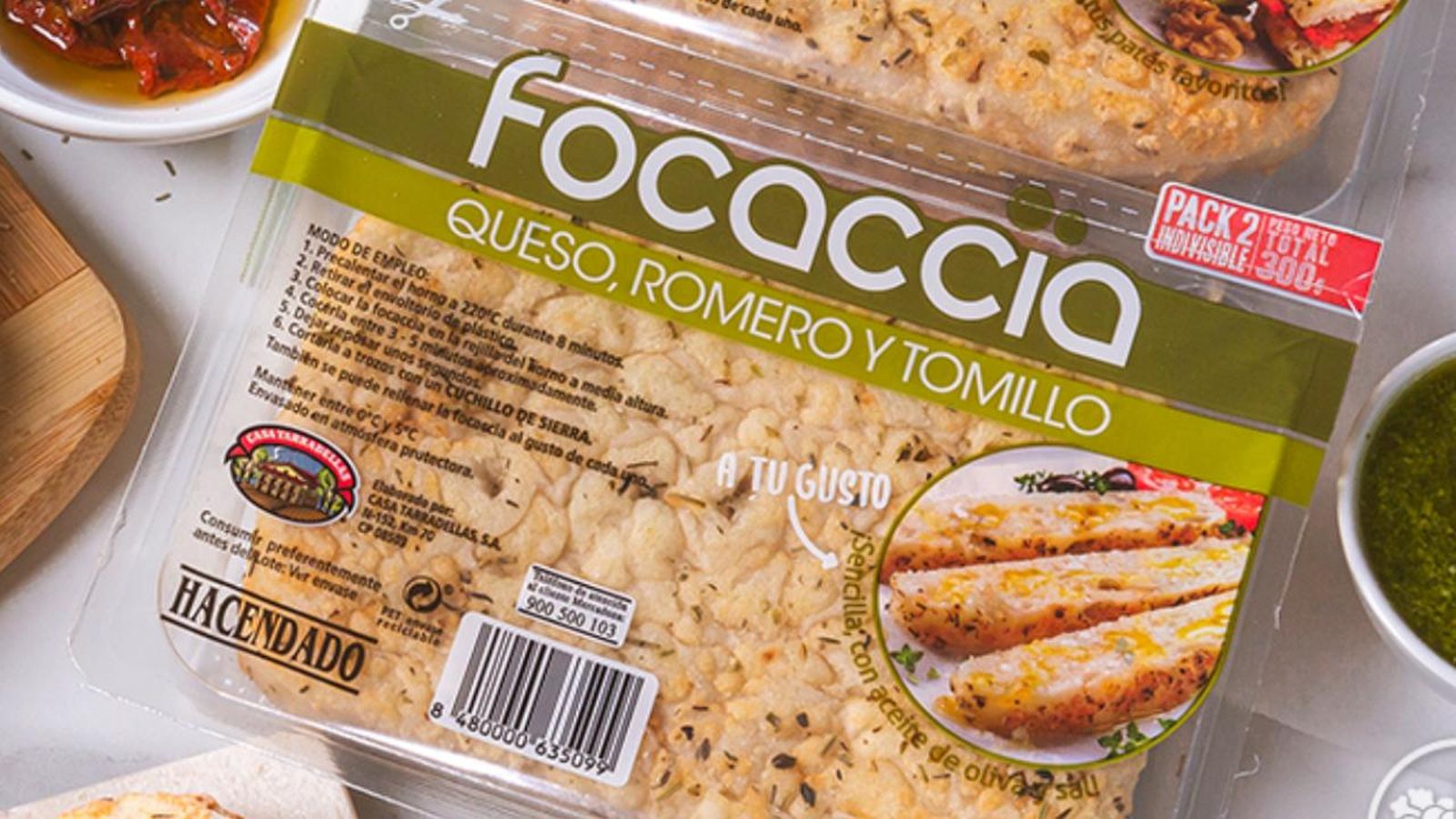 Focaccia de queso, romero y tomillo Focaccia de queso, romero y tomillo