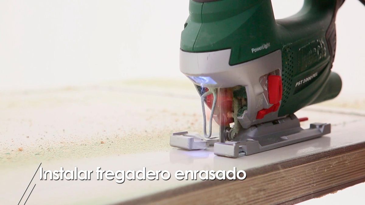 Cómo instalar un fregadero encastrado paso 3